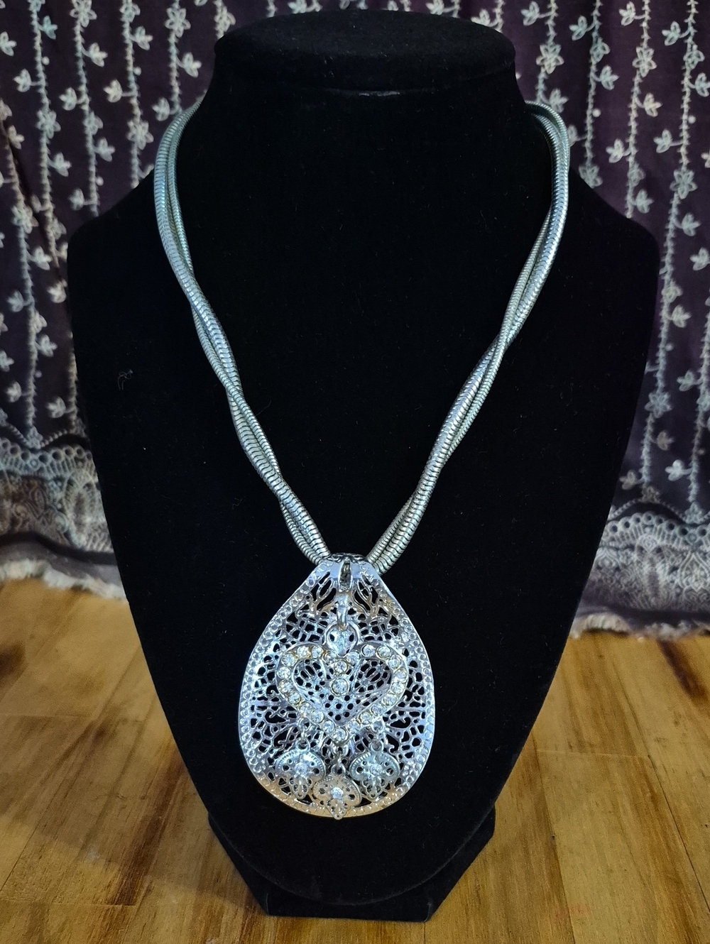 Erica Lyons Silver Filigree Teardrop Pendant Necklace